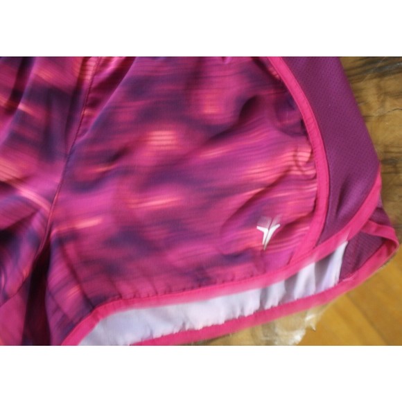 Active by Old Navy Women's Maroon Tri-Color Lined Shorts Sz S - Picture 2 of 6